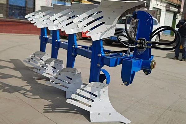 1LF 液壓翻轉(zhuǎn)犁